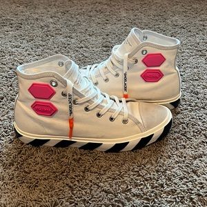 Men’s Off-White Vulcanized high sneaker